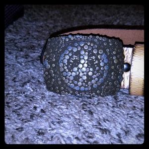 Ariat peace sign belt size m